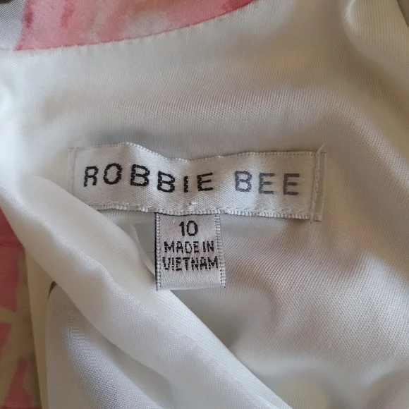 Chiffon Halter Dress - Picture 3 of 8